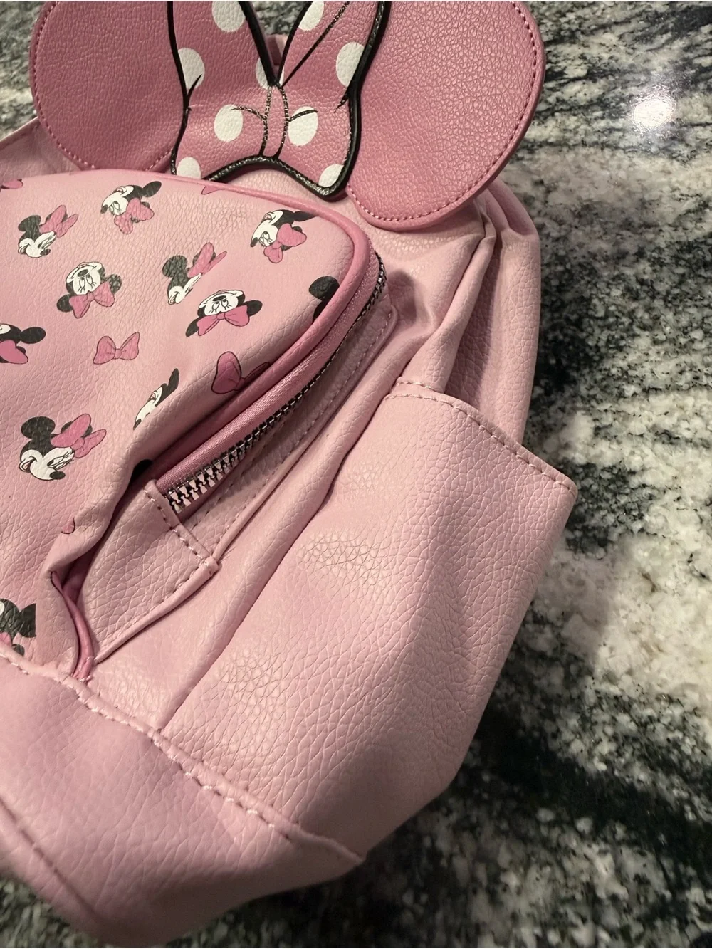 Disney Minne Mouse pink backpack